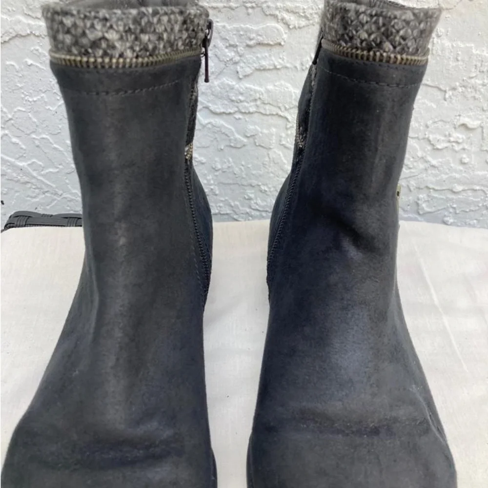 White Mountain boots size 10 women - Picture 7 of 15